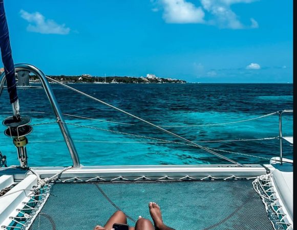 Isla Mujeres Catamaran Tour Snorkeling & Open Bar