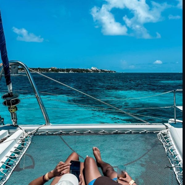 Isla Mujeres Catamaran Tour Snorkeling & Open Bar