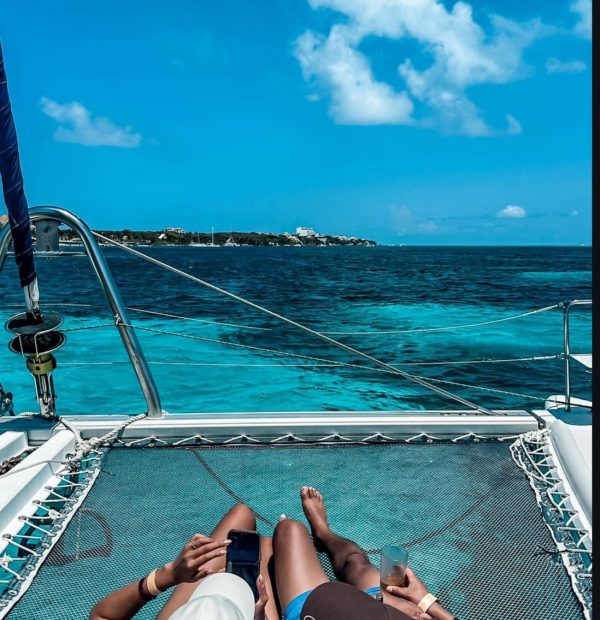 Isla Mujeres Catamaran Tour Snorkeling & Open Bar